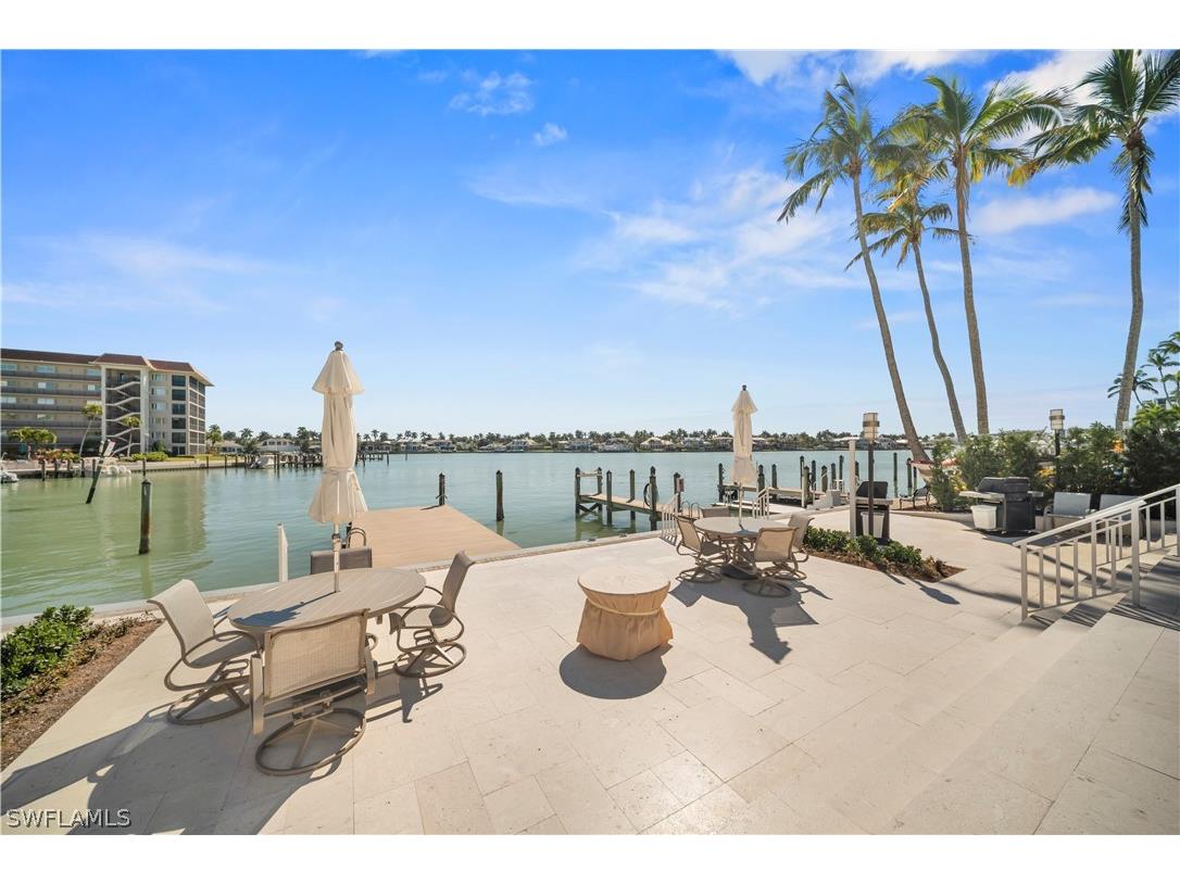 2850 Gulf Shore Boulevard N #108 Naples FL 34103 226008551 image3