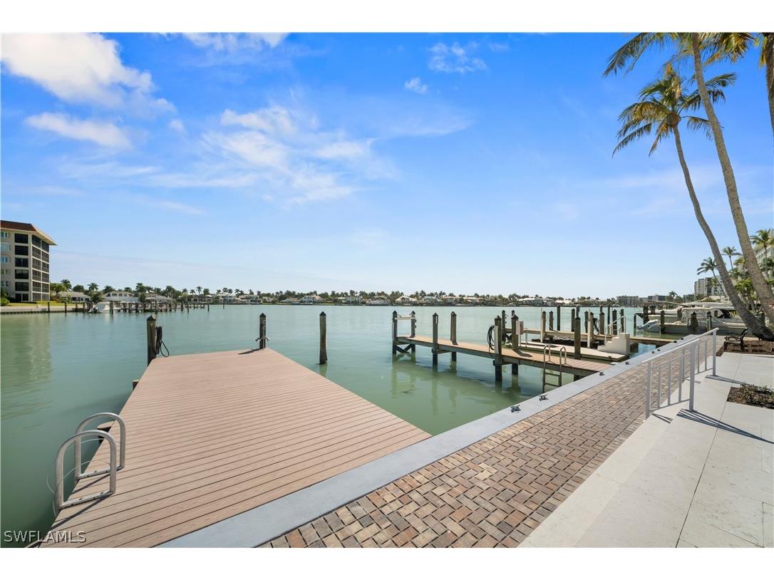 2850 Gulf Shore Boulevard N #108 Naples FL 34103 226008551 image30