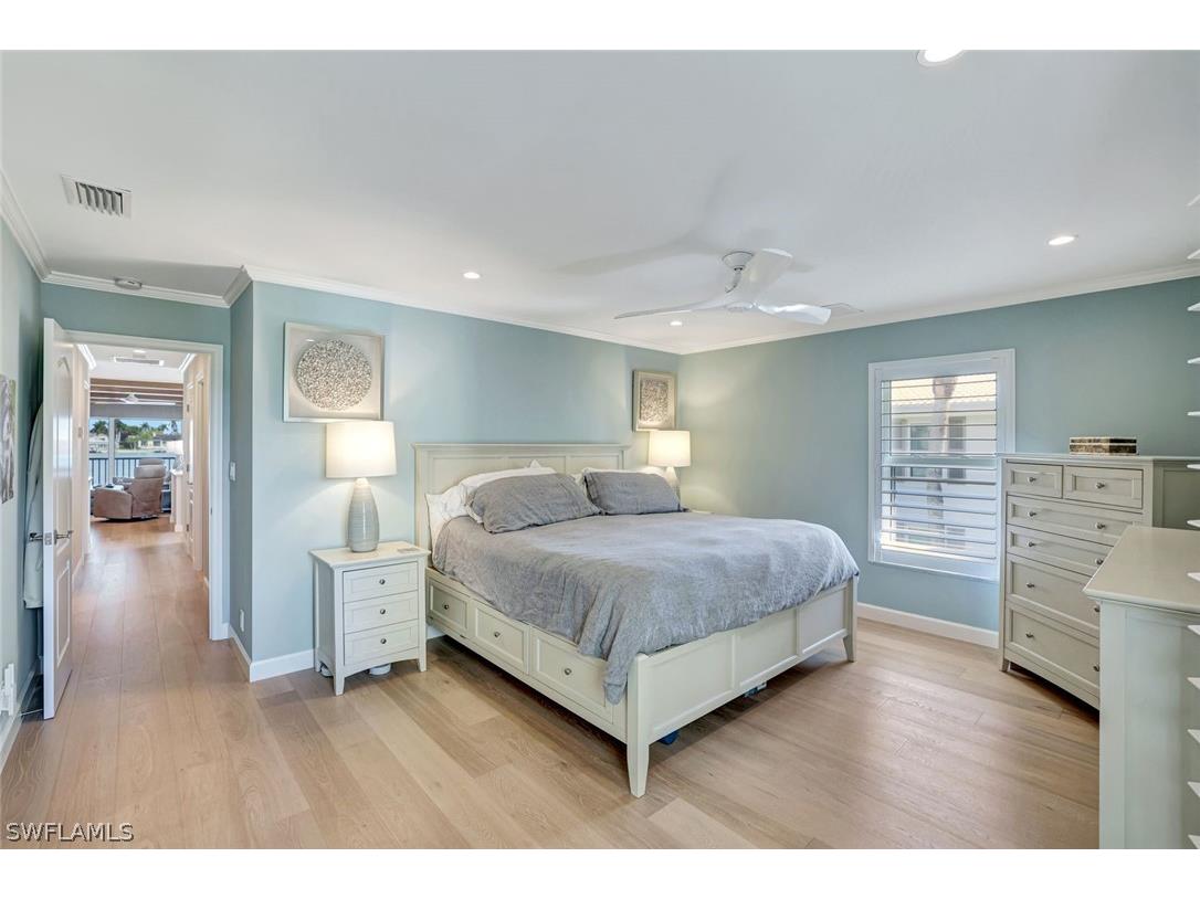 2850 Gulf Shore Boulevard N #201 Naples FL 34103 226006800 image12