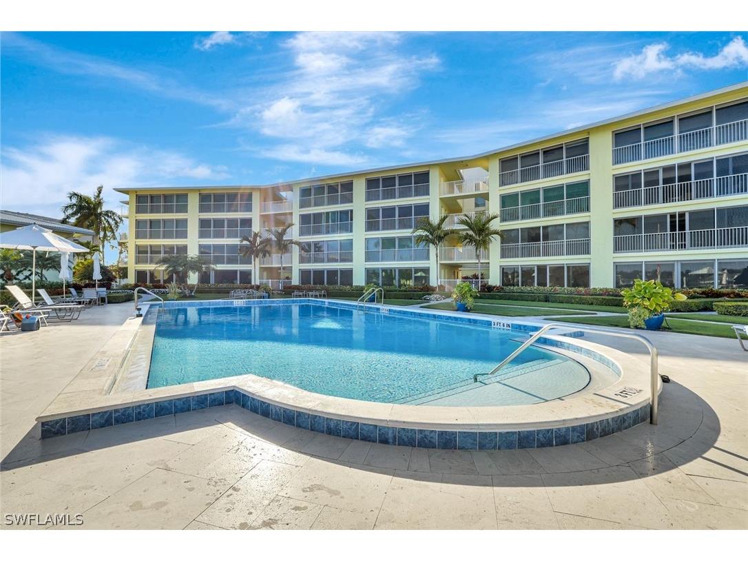2850 Gulf Shore Boulevard N #201 Naples FL 34103 226006800 image19