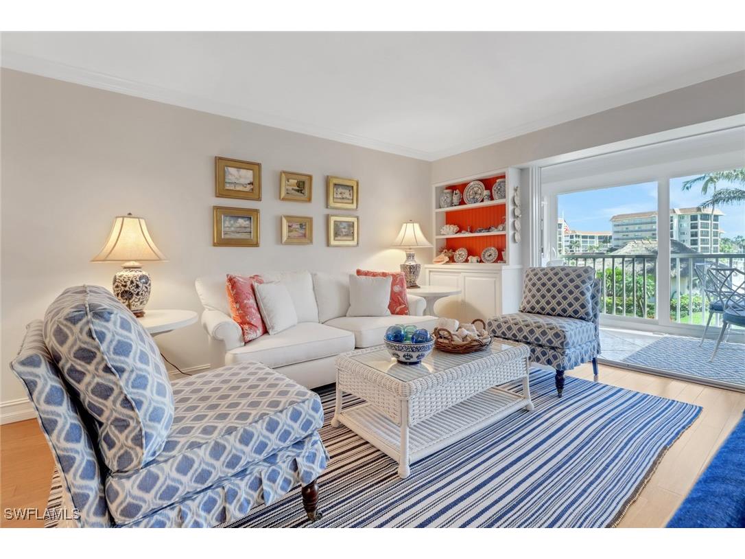 2850 Gulf Shore Boulevard N #203 Naples FL 34103 225070430 image1