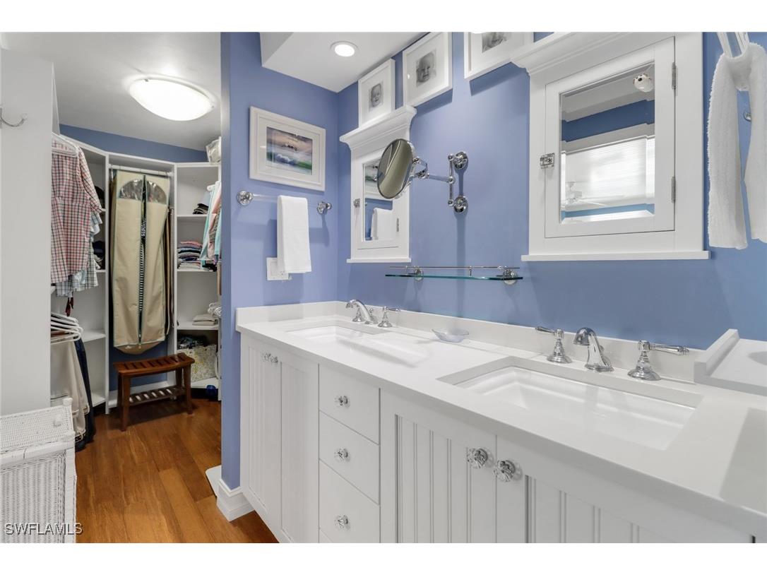 2850 Gulf Shore Boulevard N #203 Naples FL 34103 225070430 image11