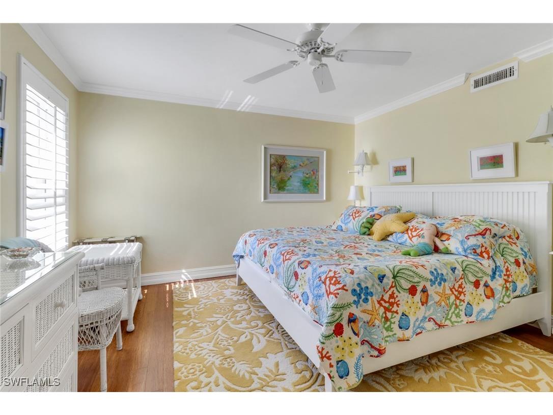 2850 Gulf Shore Boulevard N #203 Naples FL 34103 225070430 image12