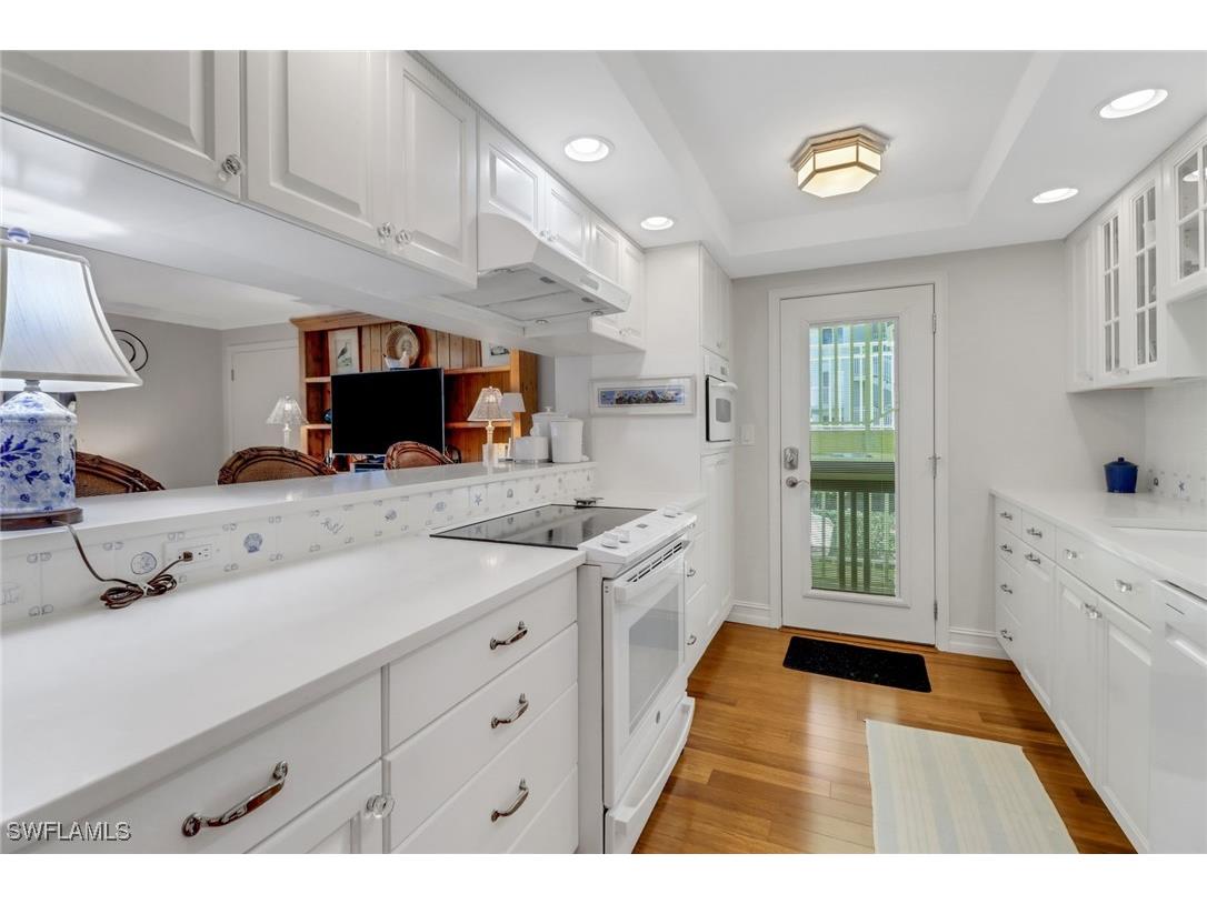 2850 Gulf Shore Boulevard N #203 Naples FL 34103 225070430 image9