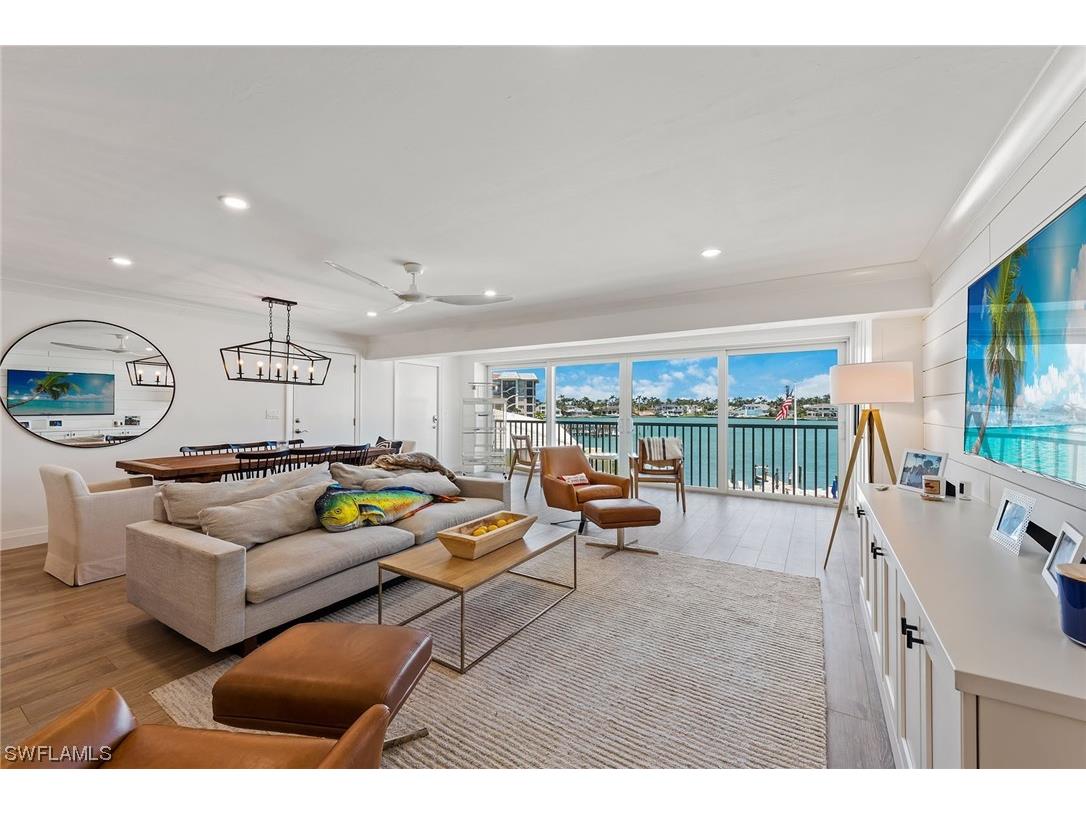 2850 Gulf Shore Boulevard N #308 Naples FL 34103 223030089 image1