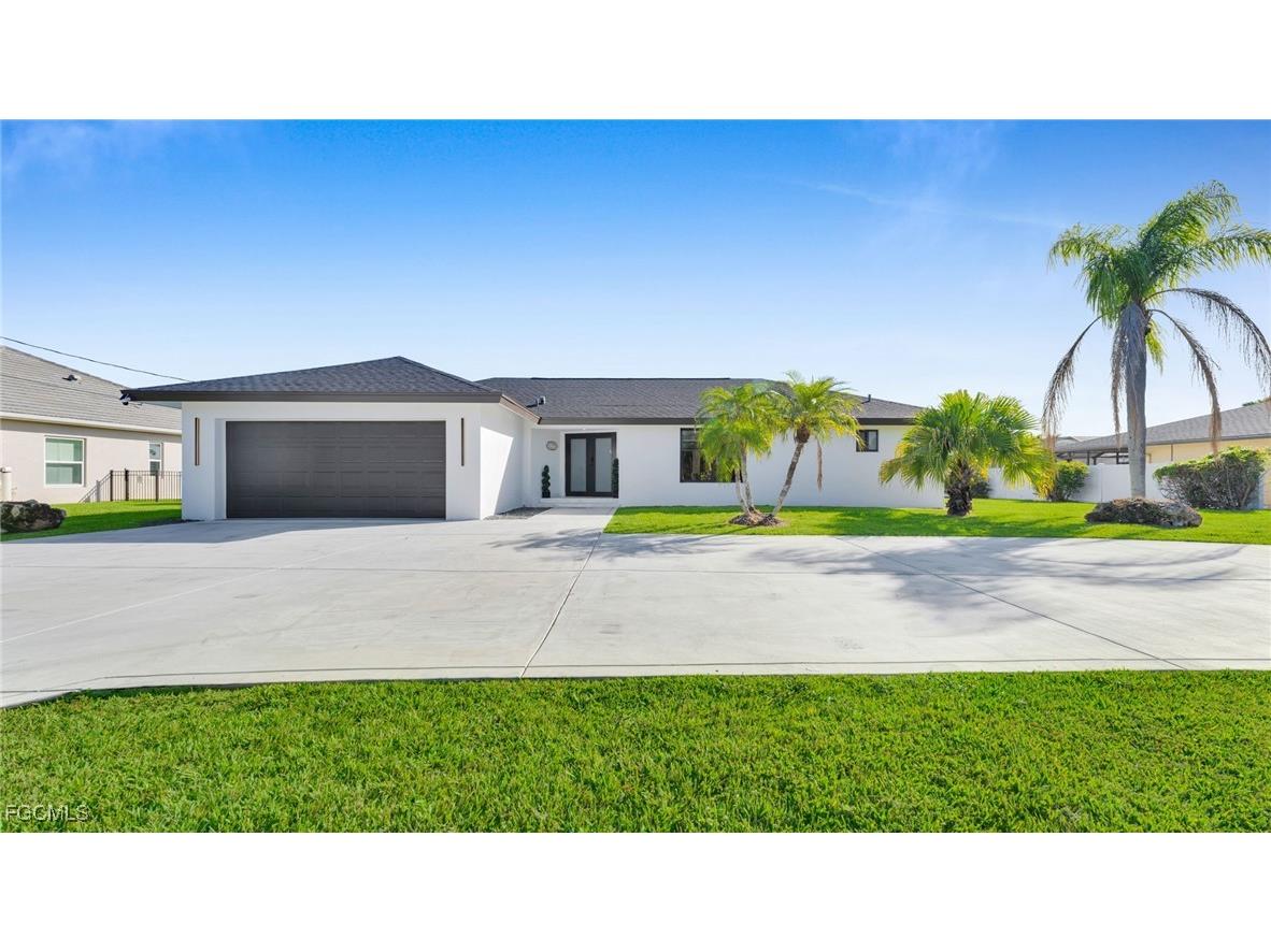 2851 SE 19th Place Cape Coral FL 33904 2025025430 image1