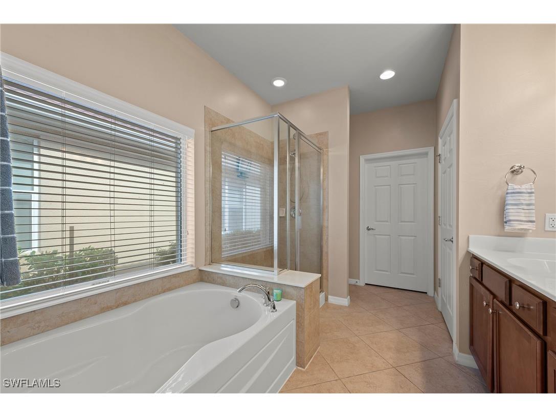 28526 Guinivere Way Bonita Springs FL 34135 226003532 image27