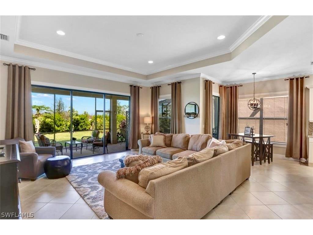 2854 Cinnamon Bay Circle Naples FL 34119 224041020 image1