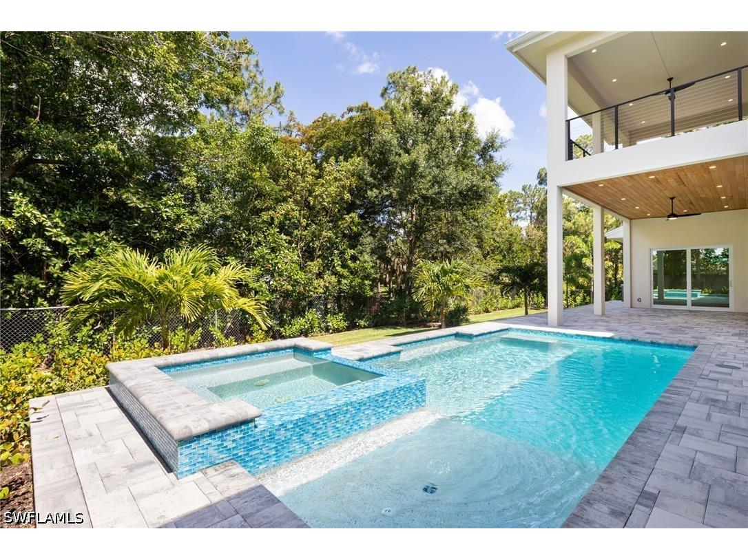 2854 Coach House Way Naples FL 34105 226022504 image11