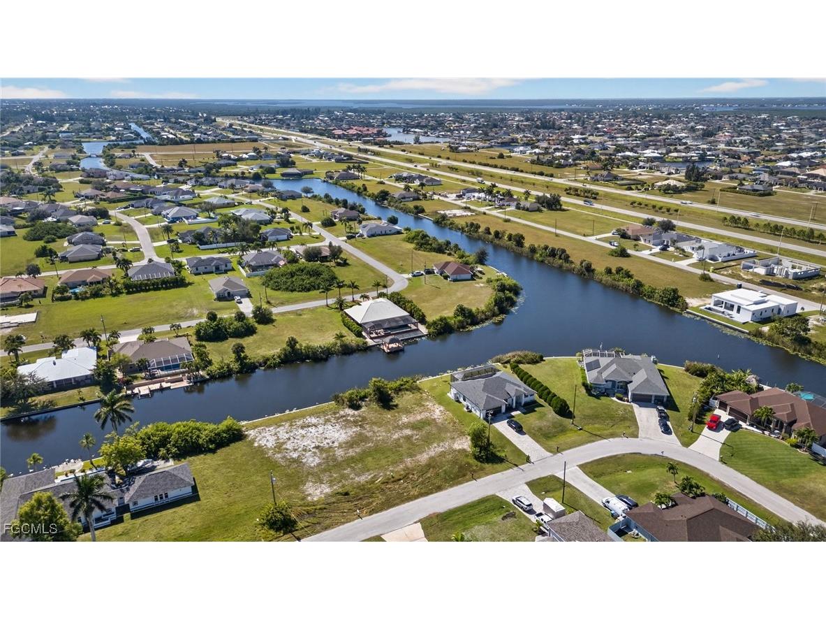 2854 NW 4th Street Cape Coral FL 33993 2025018734 image6