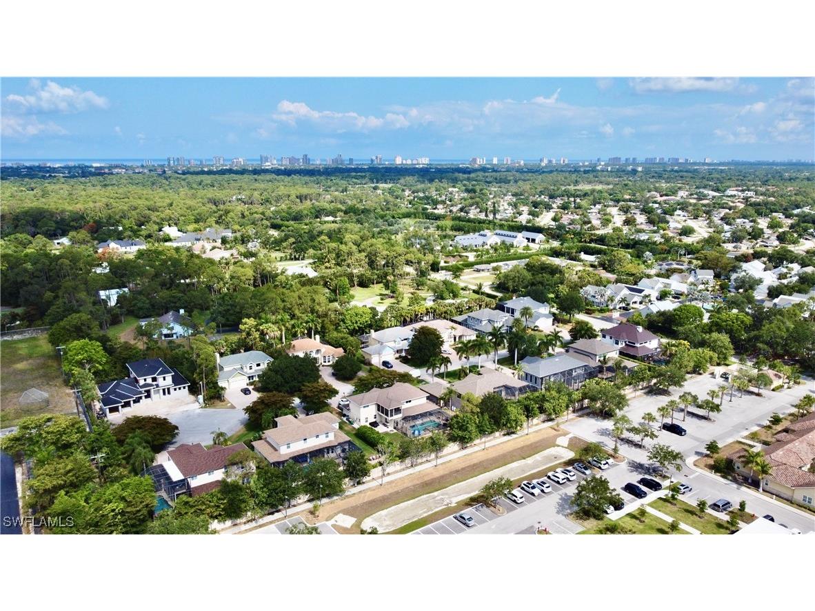 2855 Coach House Way Naples FL 34105 225058996 image4