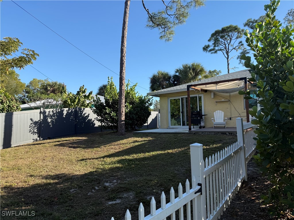 2855 Van Buren Avenue Naples FL 34112 226003171 image7