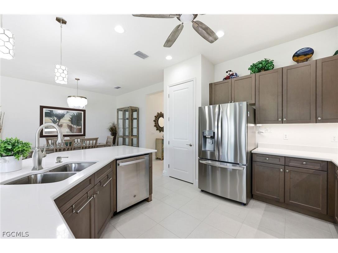 28563 Twain Drive Bonita Springs FL 34135 2026001398 image12