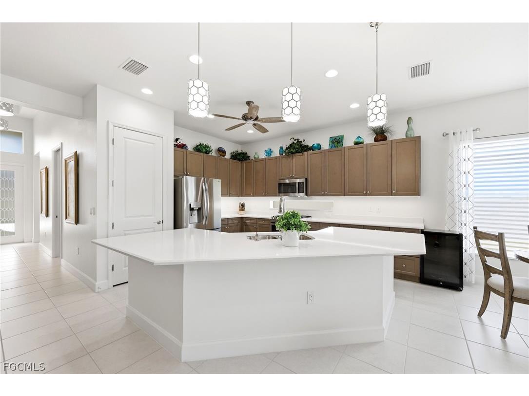 28563 Twain Drive Bonita Springs FL 34135 2026001398 image9