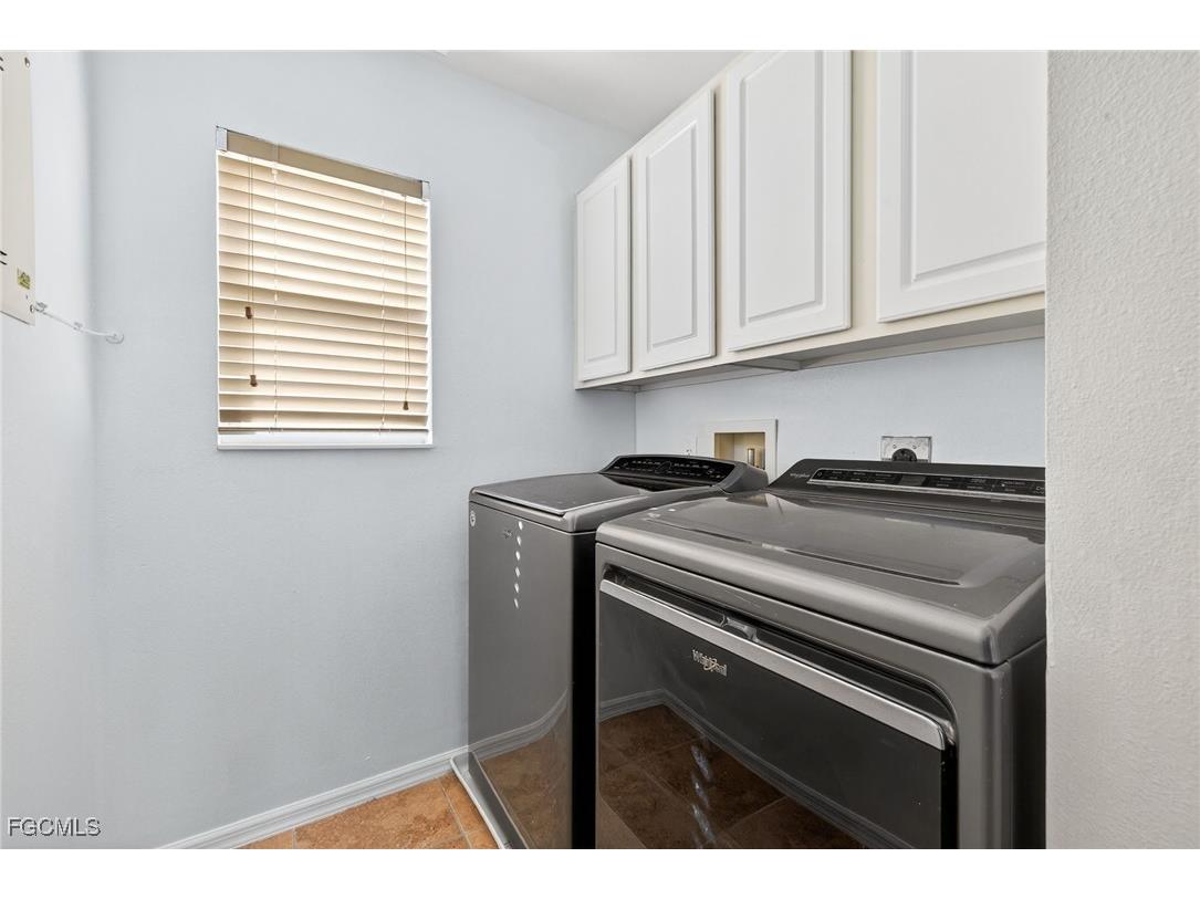 2858 Via Campania Street Fort Myers FL 33905 225052906 image32