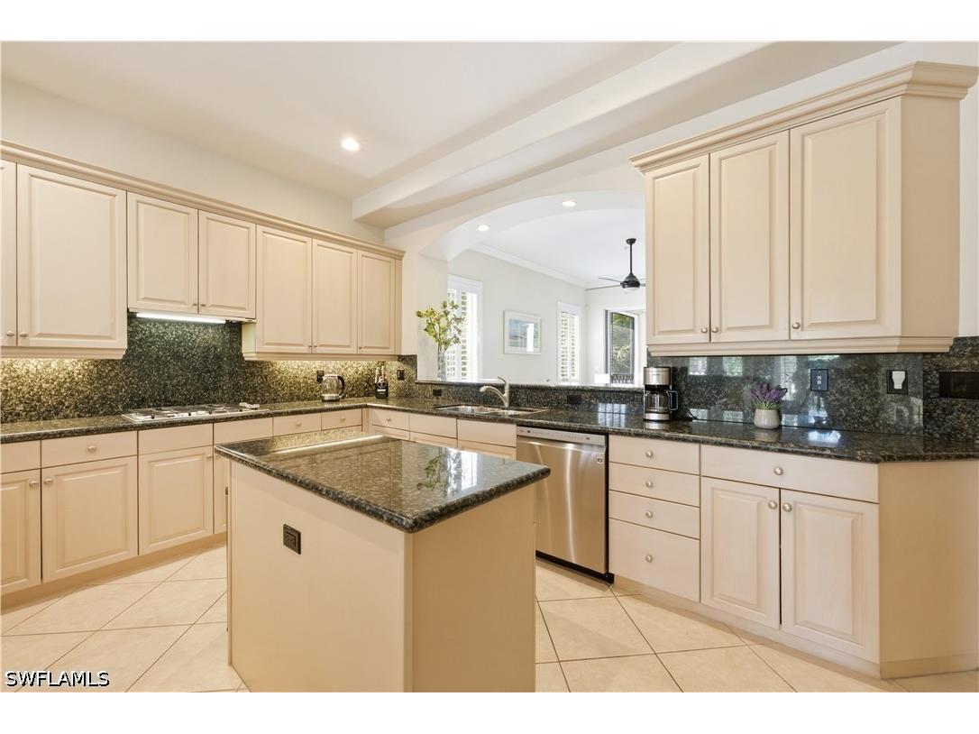 2859 Tiburon Boulevard E #102 Naples FL 34109 225074642 image21