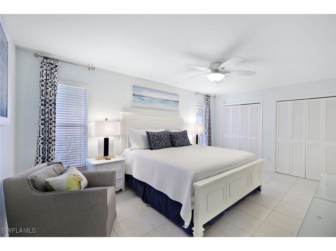 286 4th Street S #203 Naples FL 34102 225029863 image12