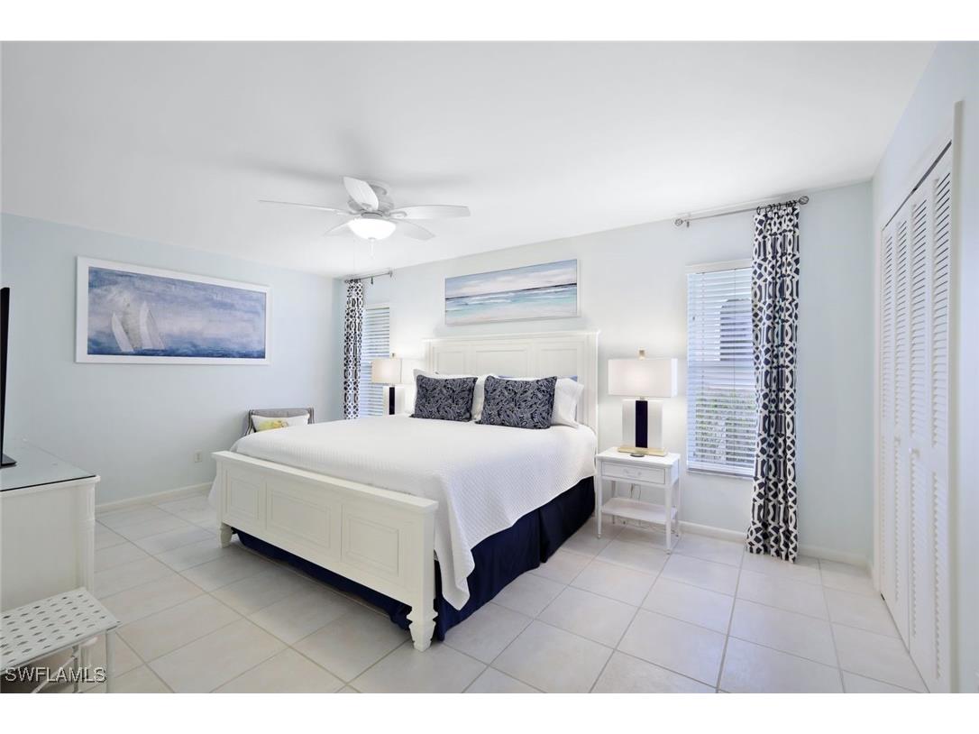 286 4th Street S #203 Naples FL 34102 225029863 image14