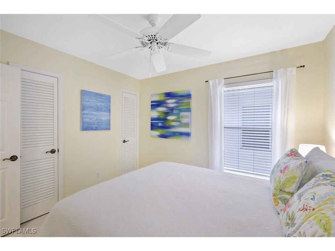 286 4th Street S #203 Naples FL 34102 225029863 image17