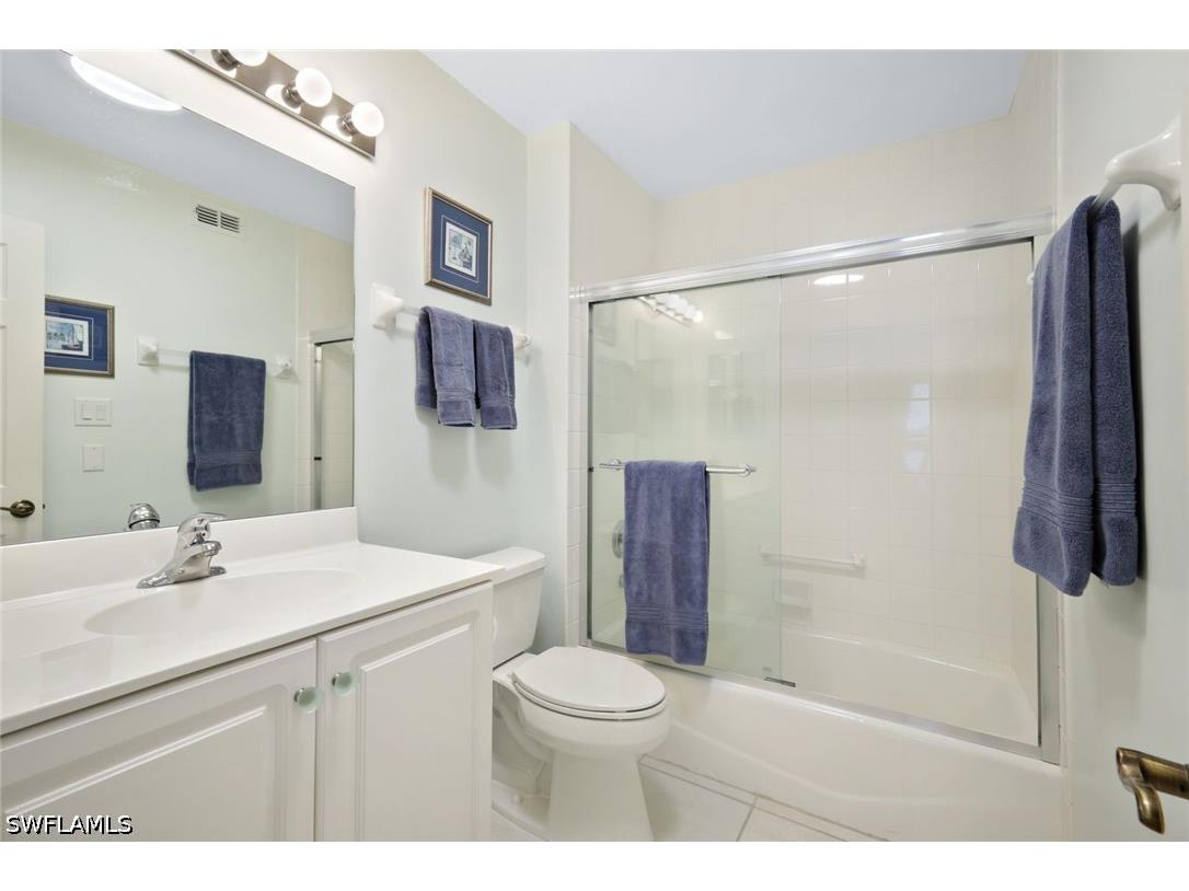 286 4th Street S #203 Naples FL 34102 226014845 image18