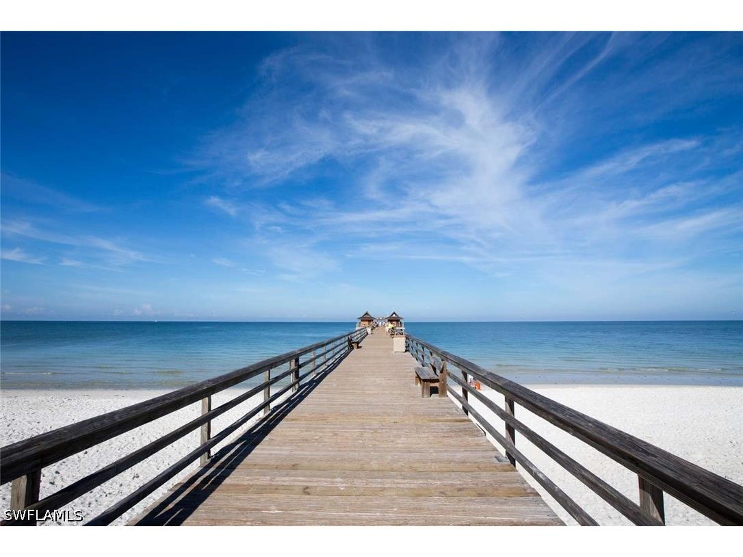 286 4th Street S #203 Naples FL 34102 226014845 image24