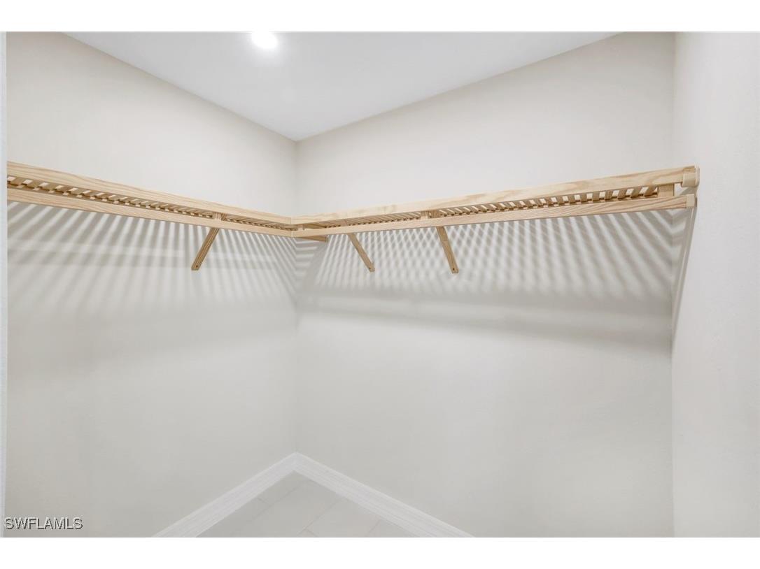 286 Indies Drive E #101102201202 Naples FL 34114 225069546 image26