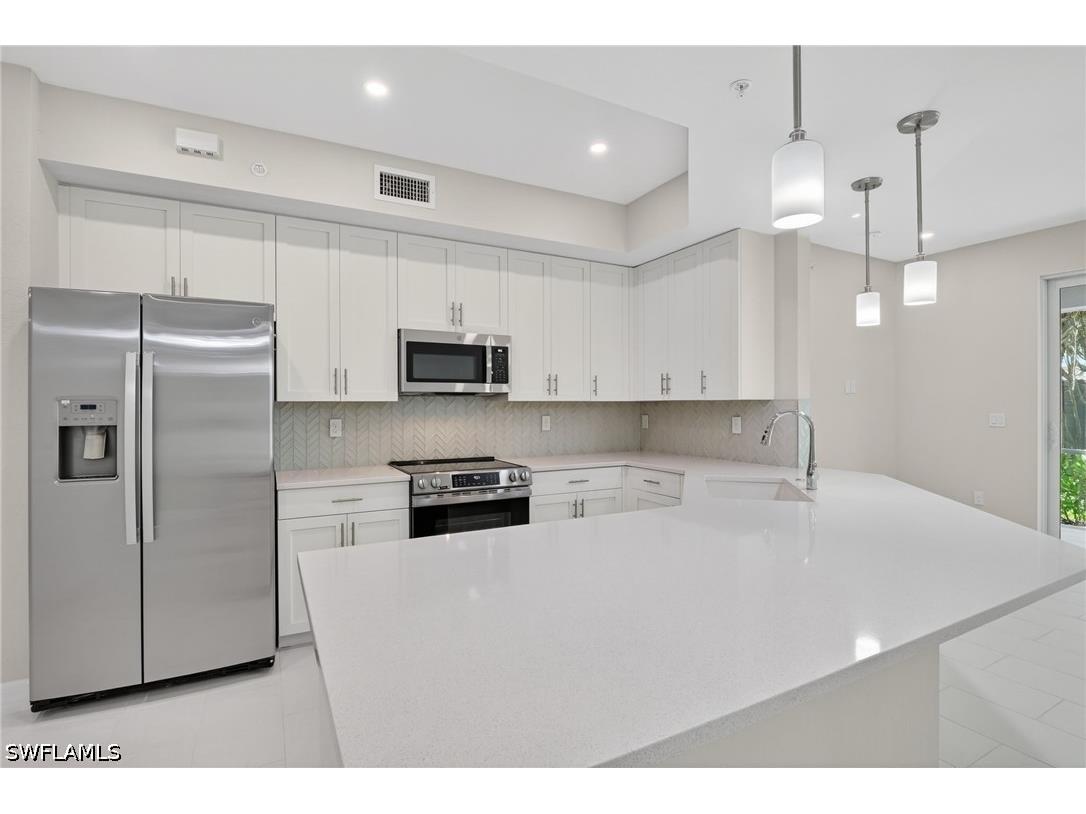 286 Indies Drive E #101 Naples FL 34114 226013336 image6