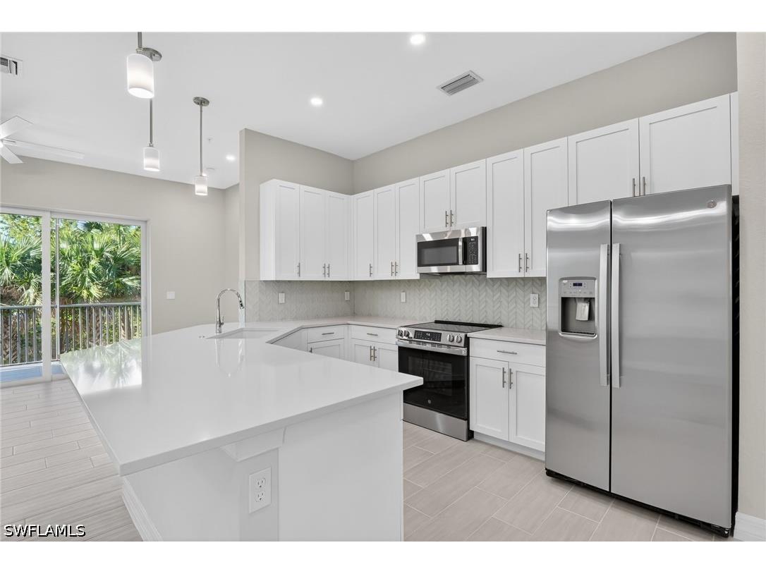 286 Indies Drive E #202 Naples FL 34114 226013349 image5
