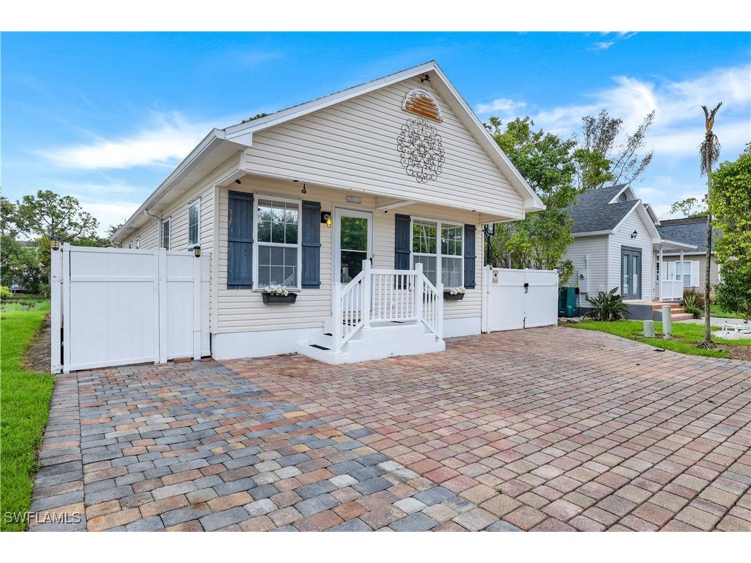 286 Leawood Circle Naples FL 34104 224073251 image1