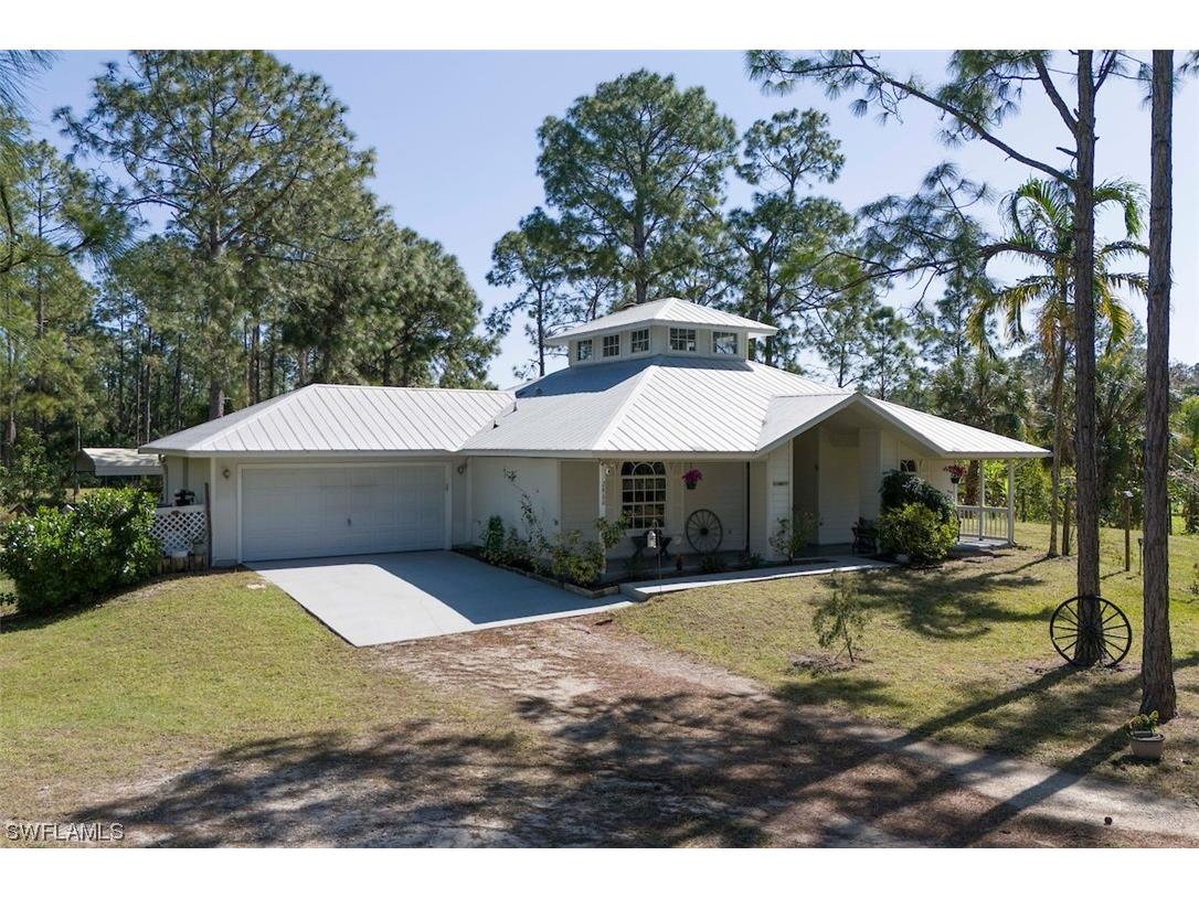 2860 2nd Street NE Naples FL 34120 224013281 image1