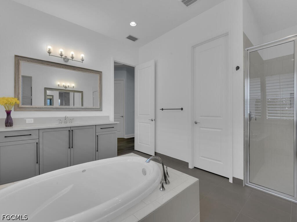 28606 Sicily Loop Bonita Springs FL 34135 2026015273 image17