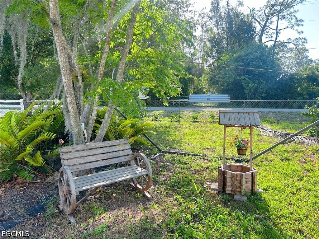 2861 N 2nd Street North Fort Myers FL 33917 2025024405 image4
