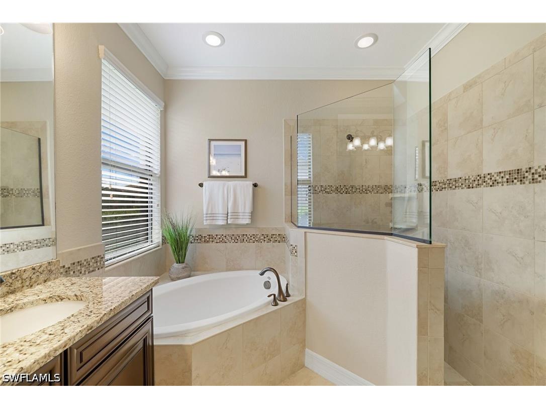 28627 Derry Court Bonita Springs FL 34135 226014222 image16