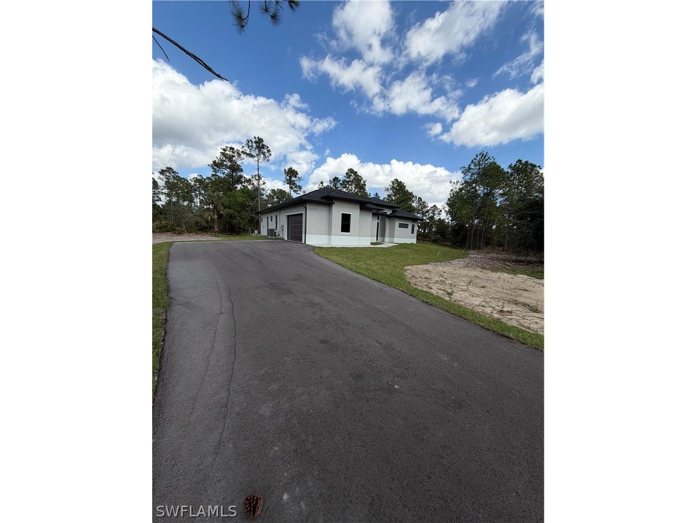 2863 52nd Avenue NE Naples FL 34120 225076283 image2