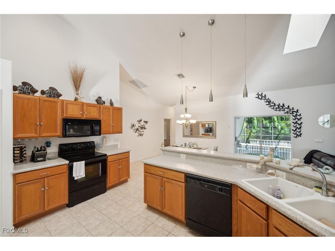 2863 SW 24th Avenue Cape Coral FL 33914 2025014586 image15