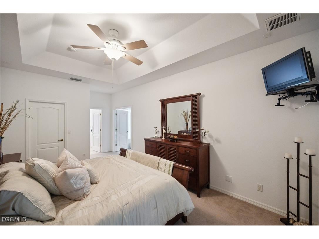 2863 SW 24th Avenue Cape Coral FL 33914 2025014586 image36