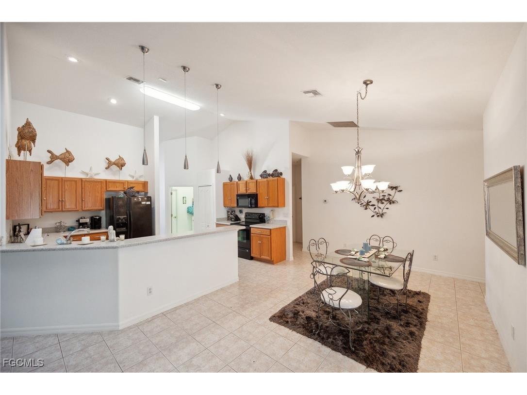 2863 SW 24th Avenue Cape Coral FL 33914 2025014586 image9