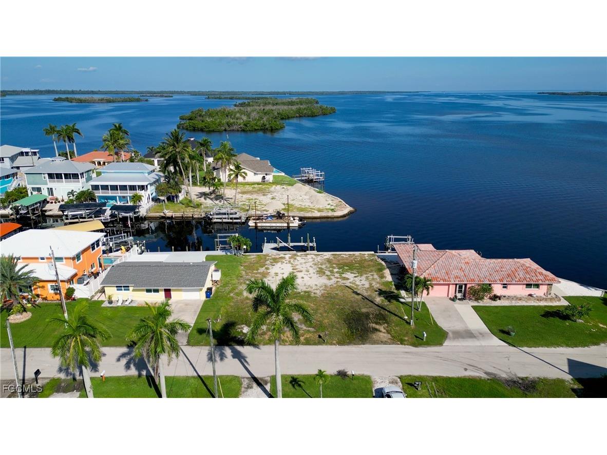 2864 Triggerfish Street Matlacha FL 33993 2025005892 image9