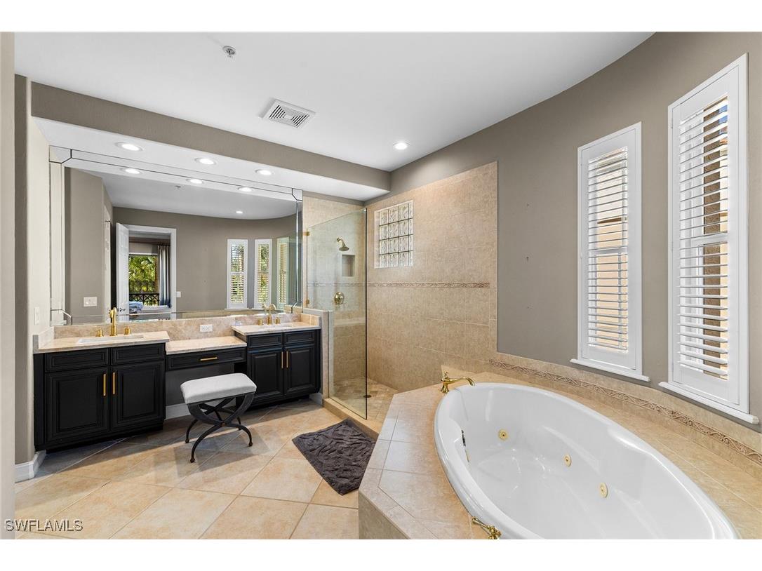 2864 Tiburon Boulevard E #102 Naples FL 34109 226001997 image21