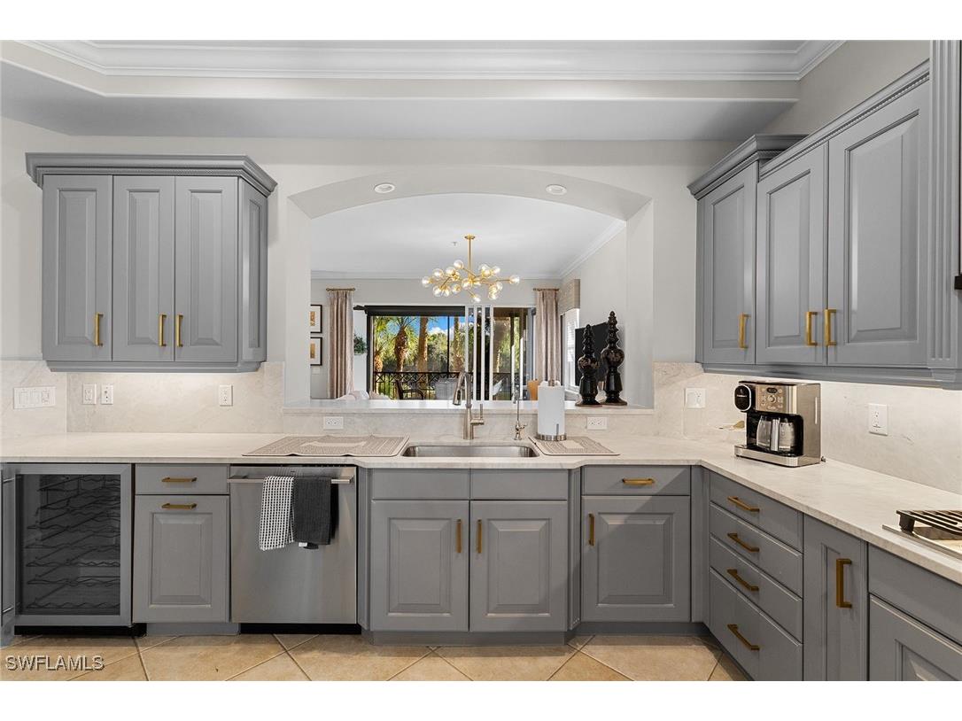 2864 Tiburon Boulevard E #102 Naples FL 34109 226001997 image9