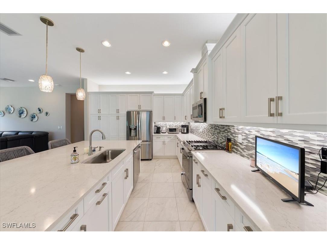 28646 Lobos Circle Bonita Springs FL 34135 225056730 image2