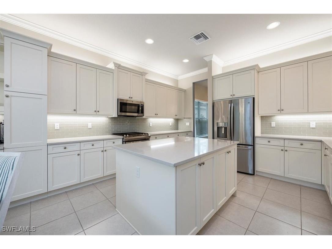 28648 Wharton Drive Bonita Springs FL 34135 225067511 image5