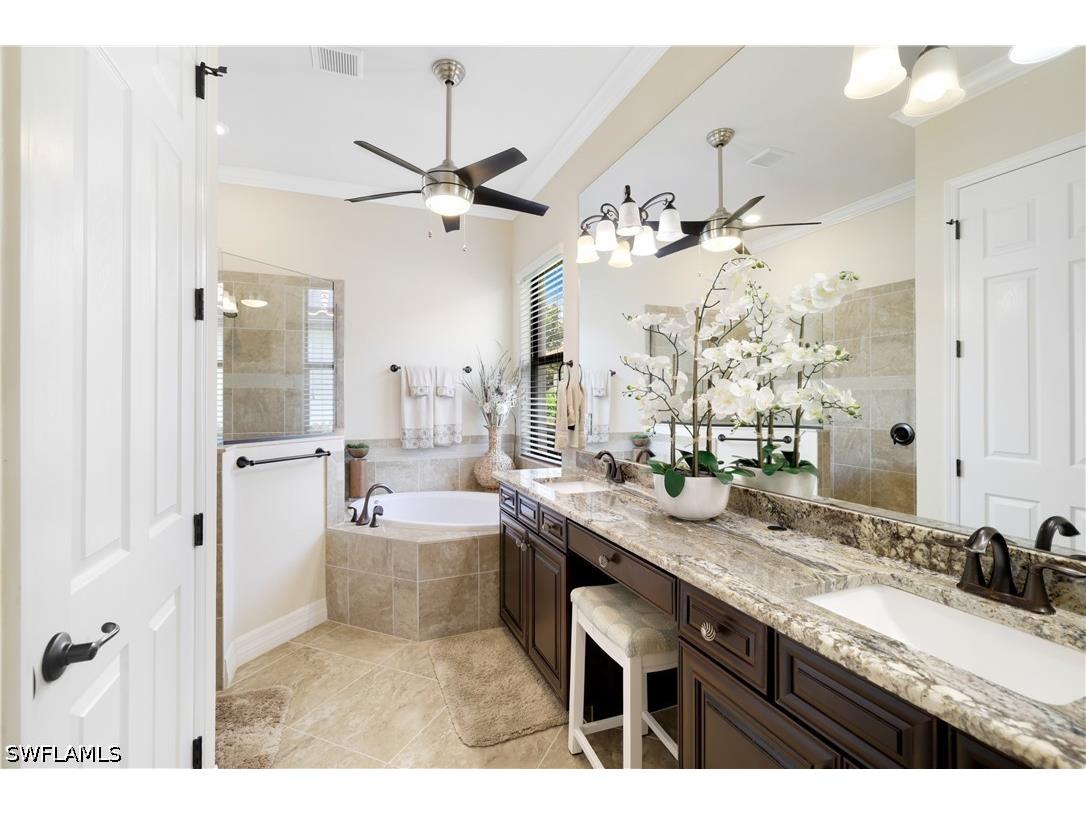 28657 Newtown Court Bonita Springs FL 34135 226018513 image22