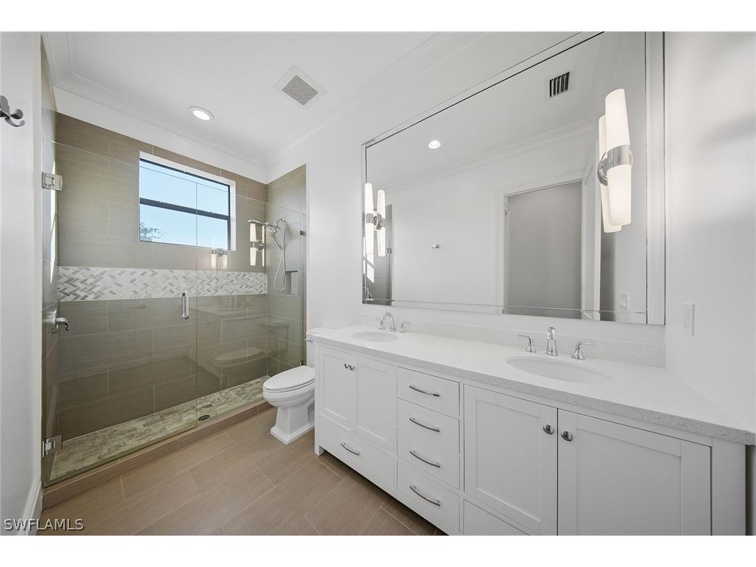 2867 Coco Lakes Drive Naples FL 34105 226005916 image20