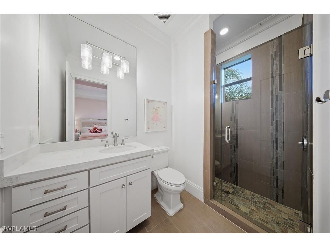 2867 Coco Lakes Drive Naples FL 34105 226005916 image22