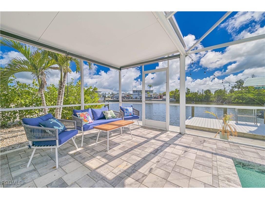 2868 Sanibel Boulevard Saint James City FL 33956 2025016170 image1