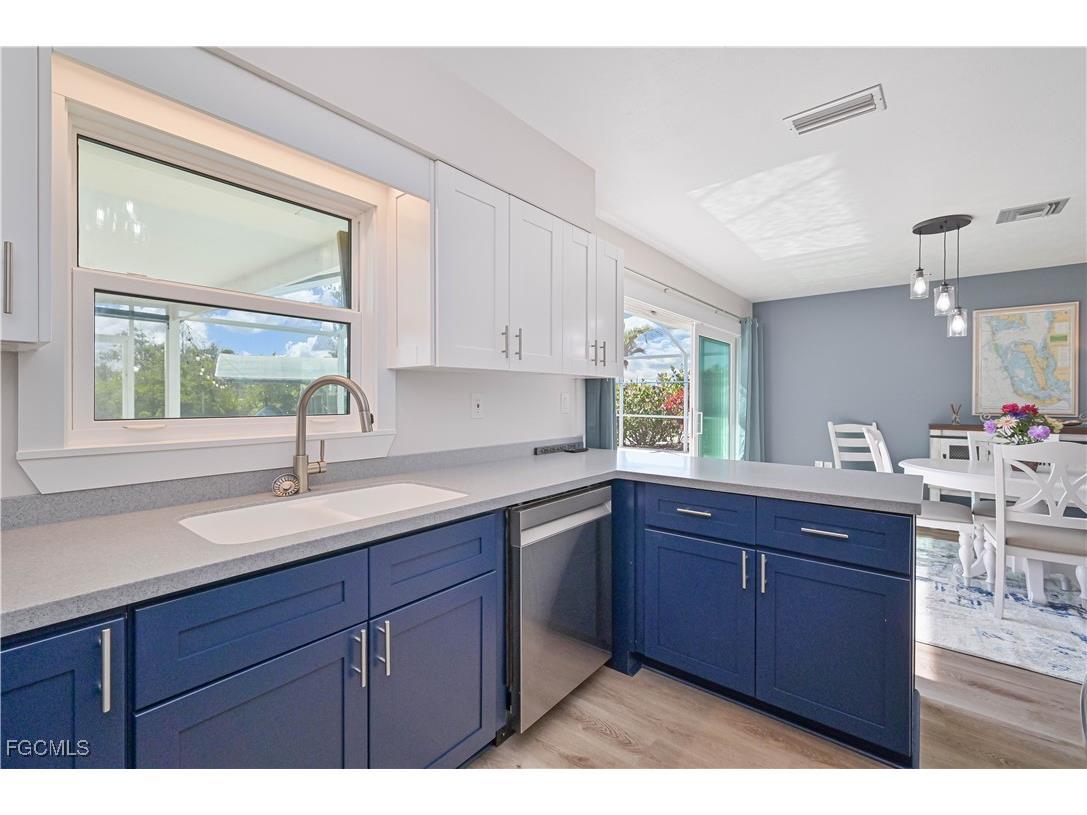 2868 Sanibel Boulevard Saint James City FL 33956 2025016170 image18