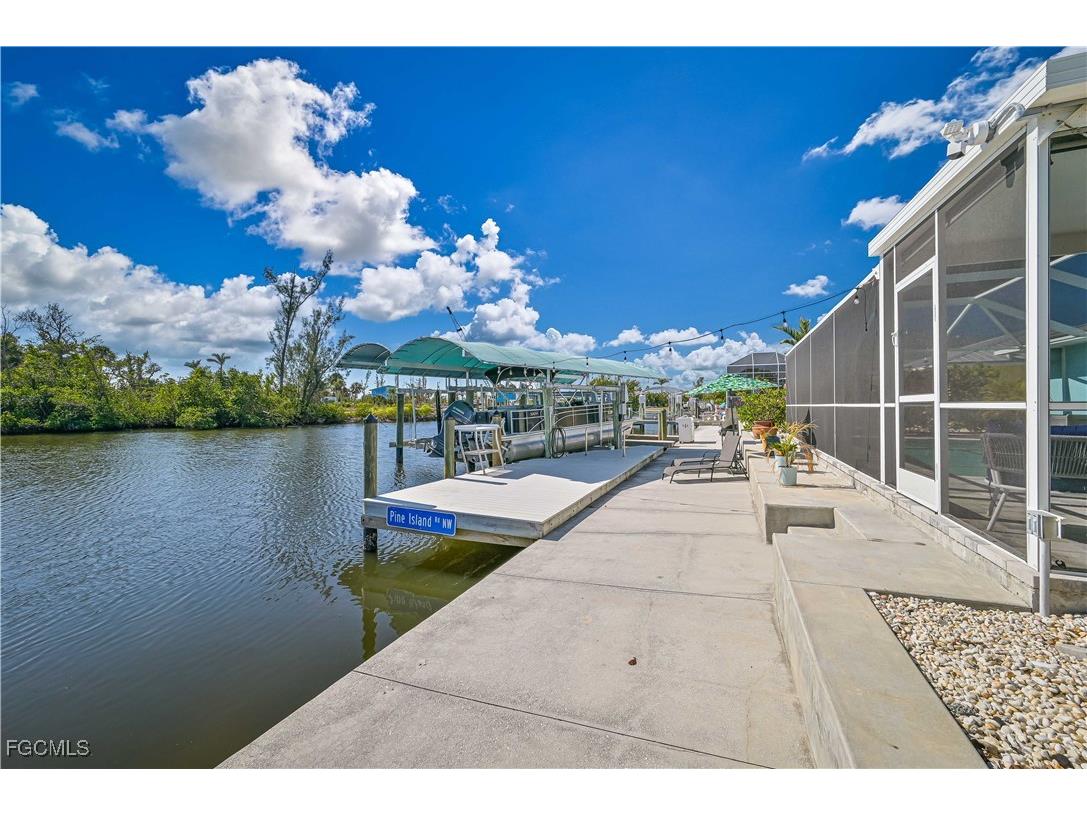 2868 Sanibel Boulevard Saint James City FL 33956 2025016170 image4