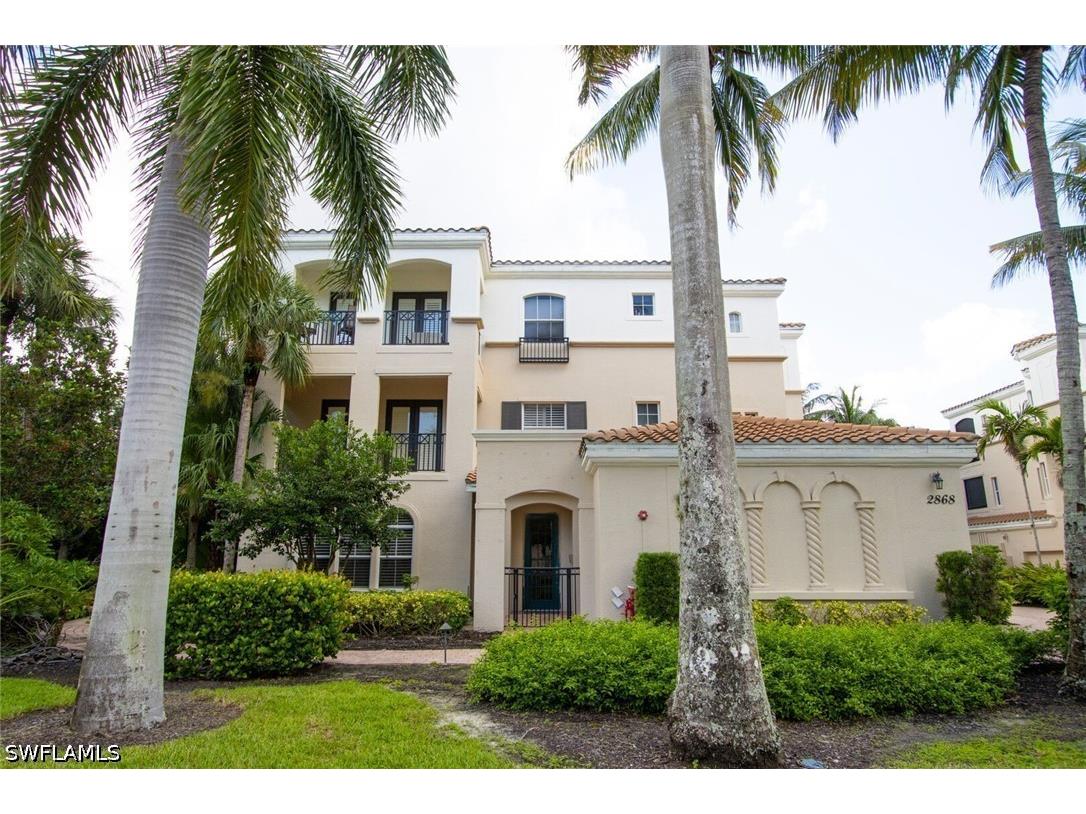 2868 Tiburon Boulevard E #102 Naples FL 34109 226021137 image1