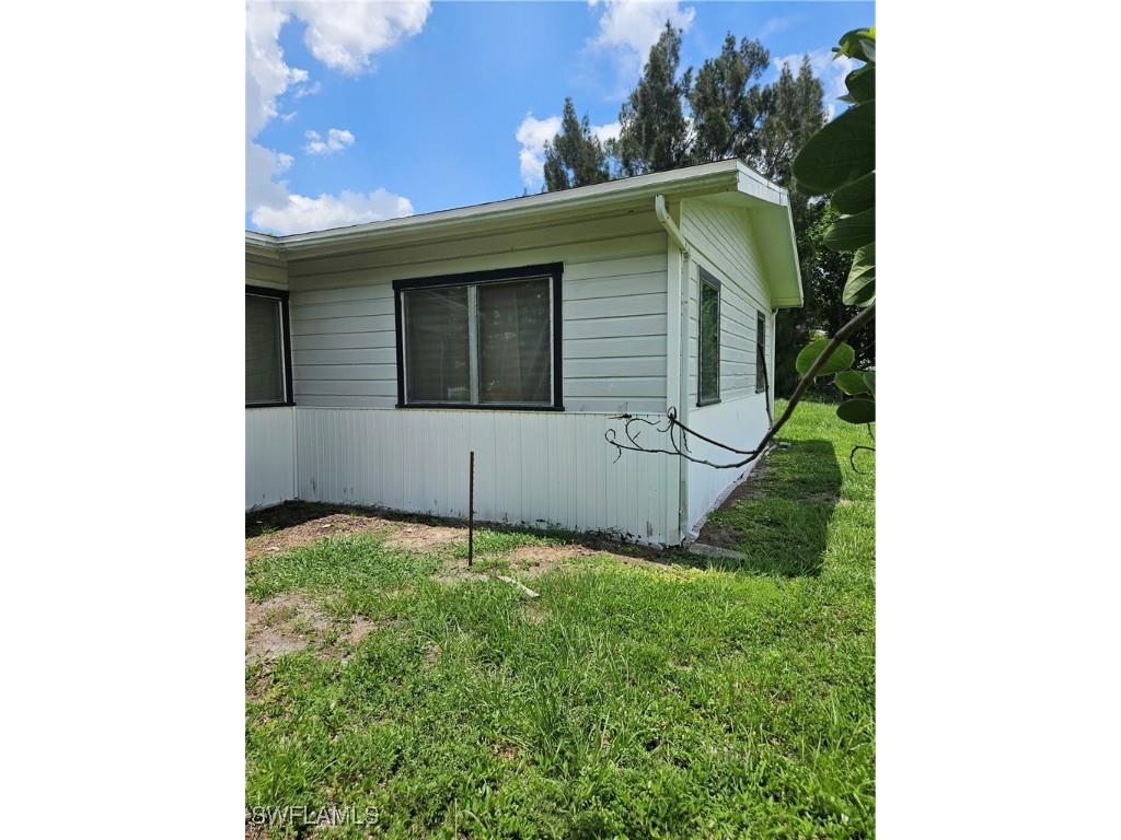 287 Poe Avenue North Fort Myers FL 33917 225062004 image3